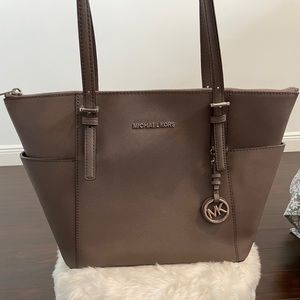 MICHAEL Michael Kors Jet Set Tote